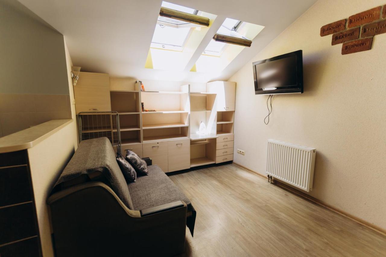 Затишні Apartments Біля Жд Вокзалу Ivano-Frankivsk Extérieur photo