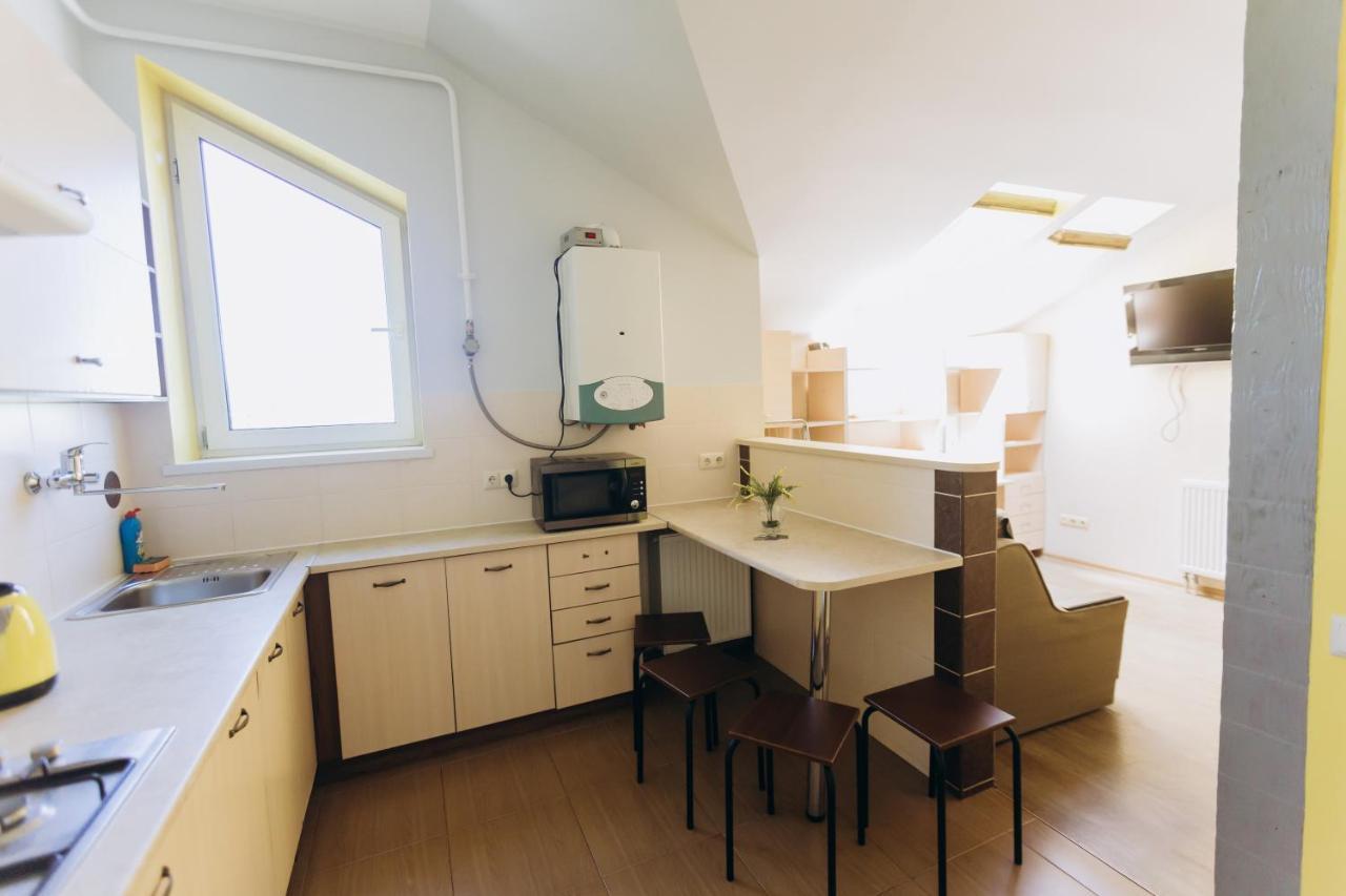 Затишні Apartments Біля Жд Вокзалу Ivano-Frankivsk Extérieur photo
