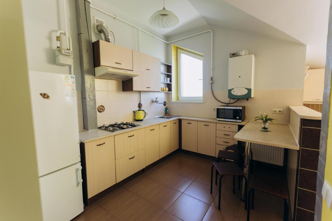 Затишні Apartments Біля Жд Вокзалу Ivano-Frankivsk Extérieur photo